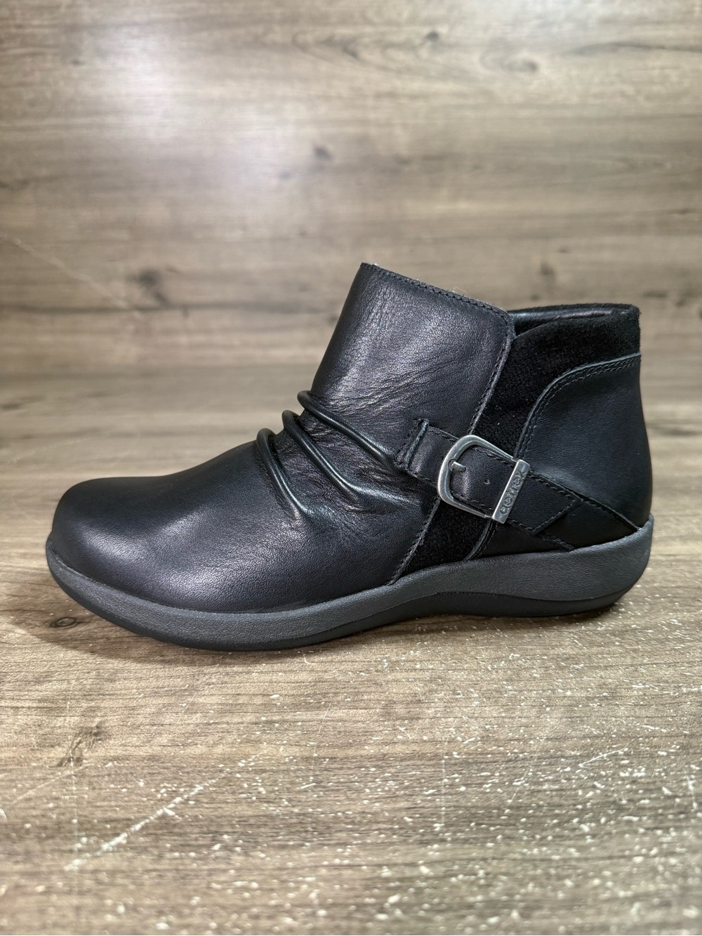 Aetrex Luna DM700W Womens 7.5-8 Black Leather Ankle Boots Comfort NIB